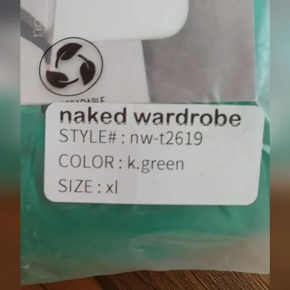Naked Wardrobe Green Smooth Side Asymmetrical Crop Top NWT Sz XL NW-T2619 - Picture 10 of 11